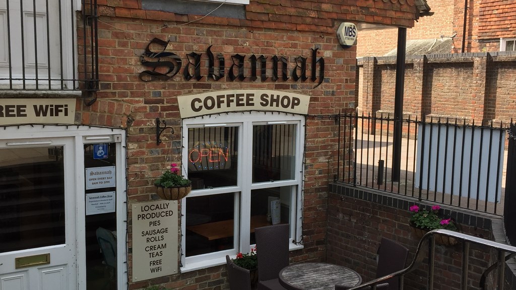 Tenterden Savannah Coffee May19 (AH).jpg