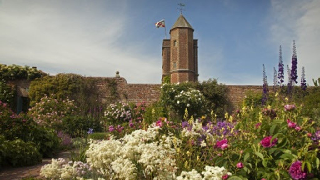 sissinghurst-2 (1).jpg