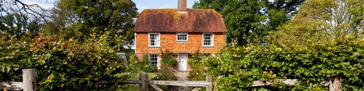 Oxney Organic Estate Accommodation March2021 (New Brochure Image)