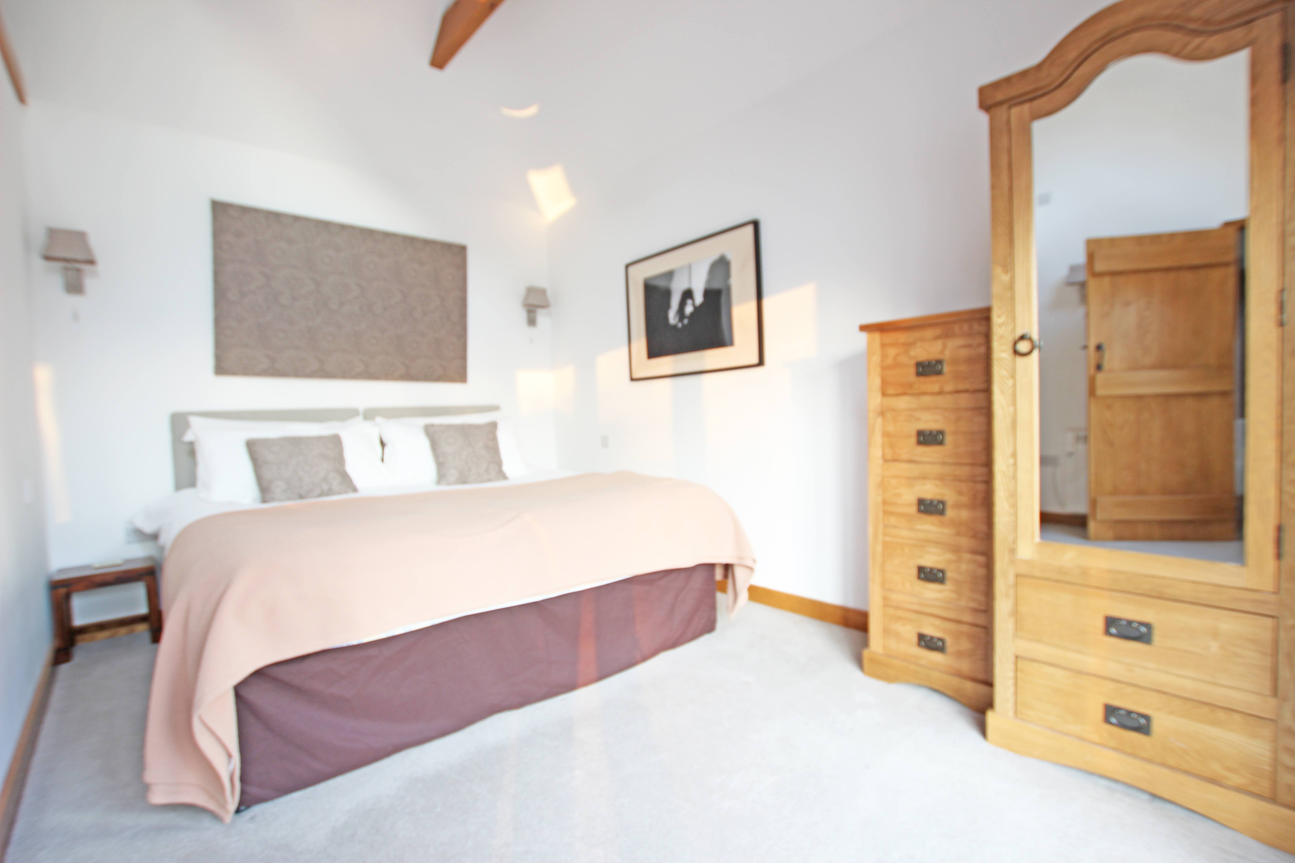 Green Farm Barn bed oct 16.jpg