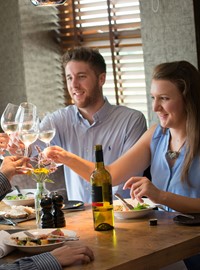 vis guide 2016 Chapel Down.jpg